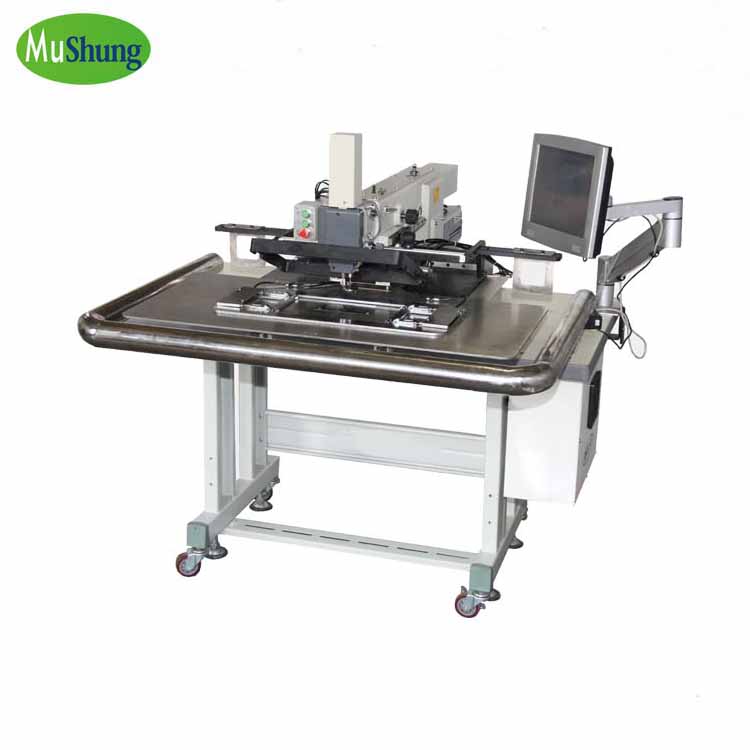 Automatic mattress zigzag sewing machine for sewing lable of mattress